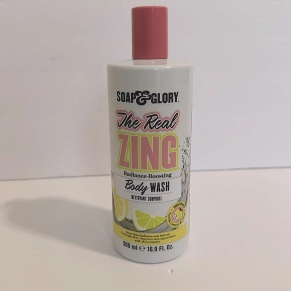 Soap & Glory The Real Zing Radiance Boosting Body Wash  Citrus Scented